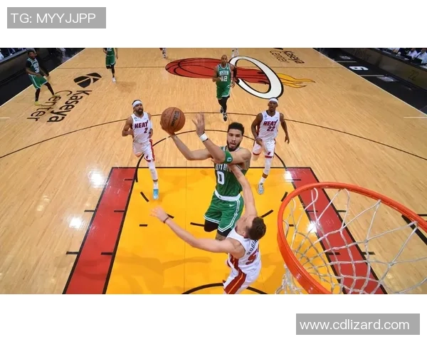 热火与凯尔特人第六场精彩对决录像回放分析及精彩瞬间解读