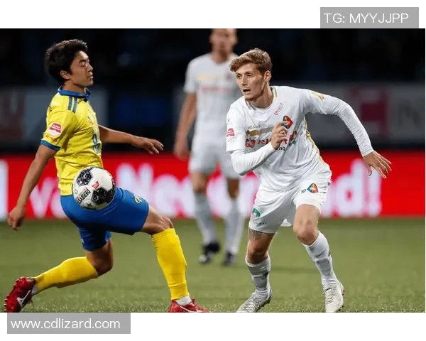 特温特与威廉二世历史交锋战绩回顾与分析