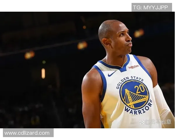 1170万场均5+4！休赛期最亏签约？勇士拿他当救世主，成果来养老